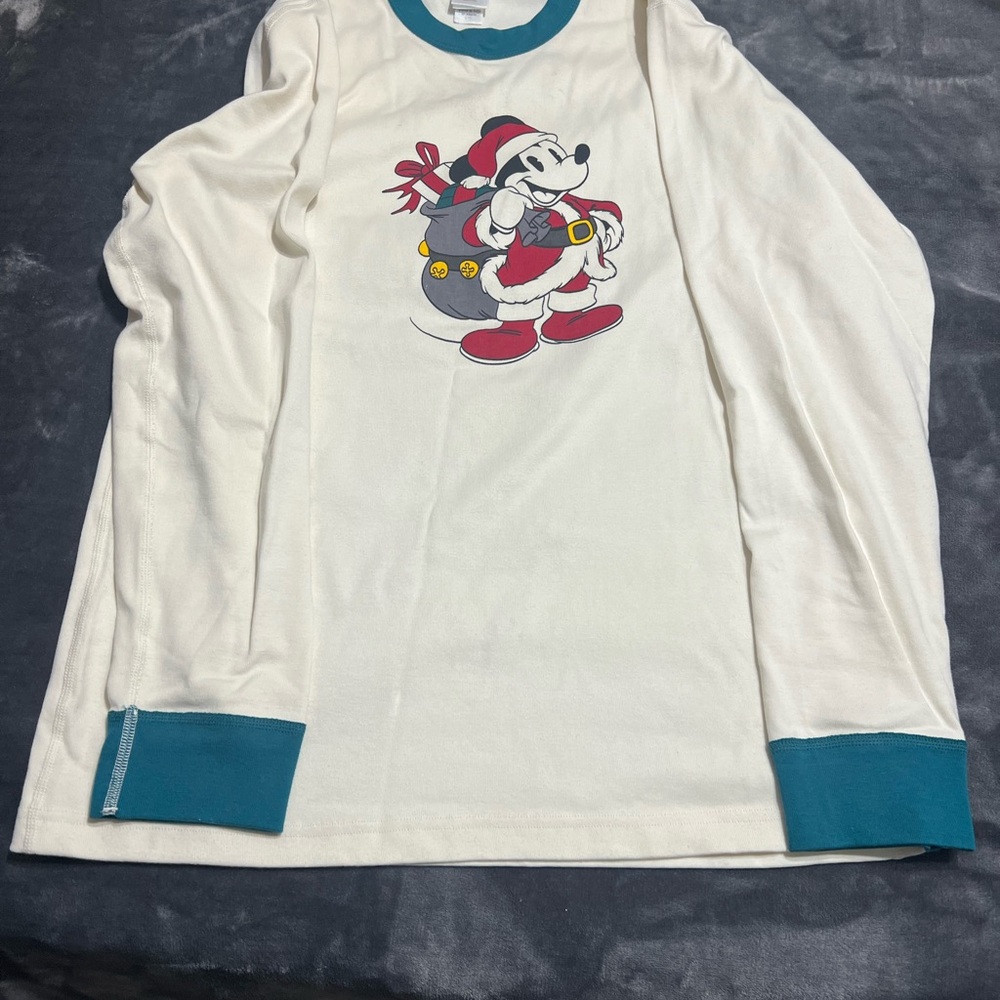 Hanna Andersson, Men organic Christmas Mickey Mouse pajamas